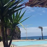Casa Shalom * Sao Roque Do Faial