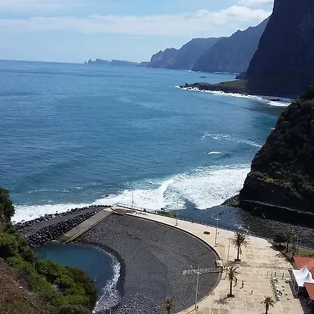 Сasa de vacaciones Casa Shalom São Roque do Faial